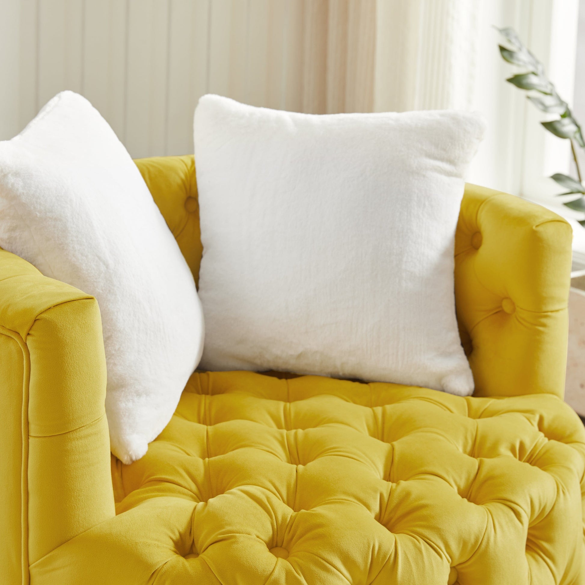 1st Choice Furniture Direct Indoor Swivel Chair 1st Choice Swivel Barrel Chair with Shell Back & Velvet Upholstery
