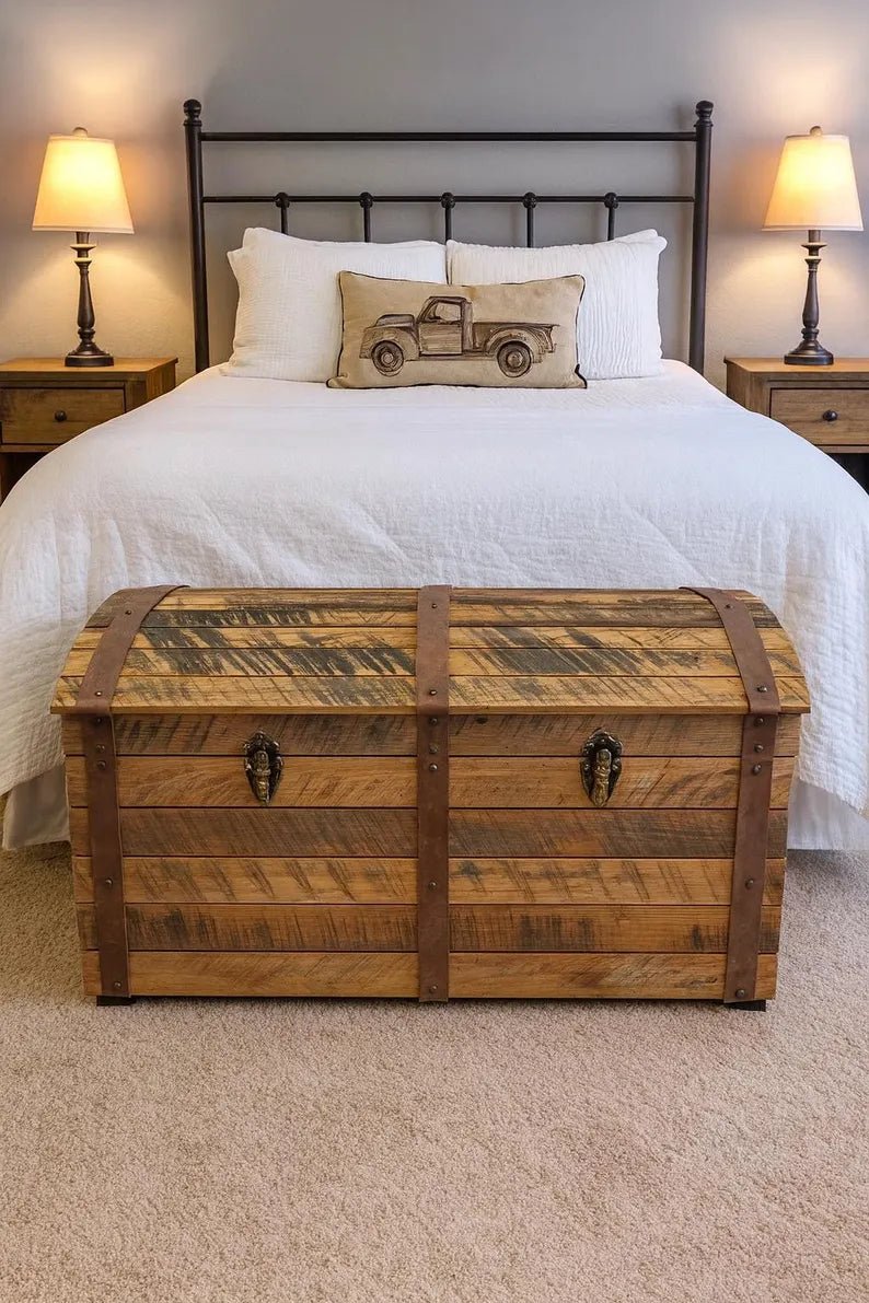 Amish Reclaimed Barn Wood Trunk – Rustic Storage Chest with Leather Straps - 1st Choice Furniture Direct