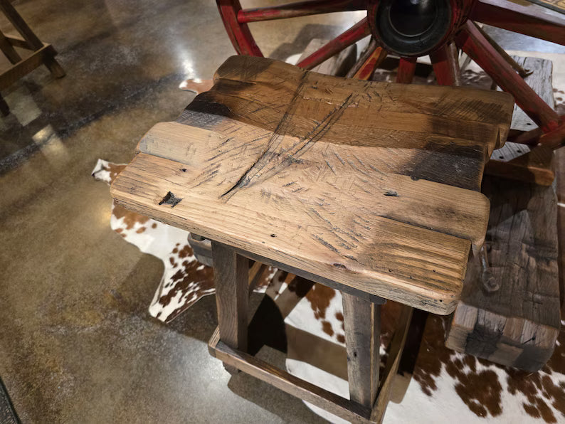 Old West Reclaimed Barn Wood Wagon Wheel Table Set with Bar Stools