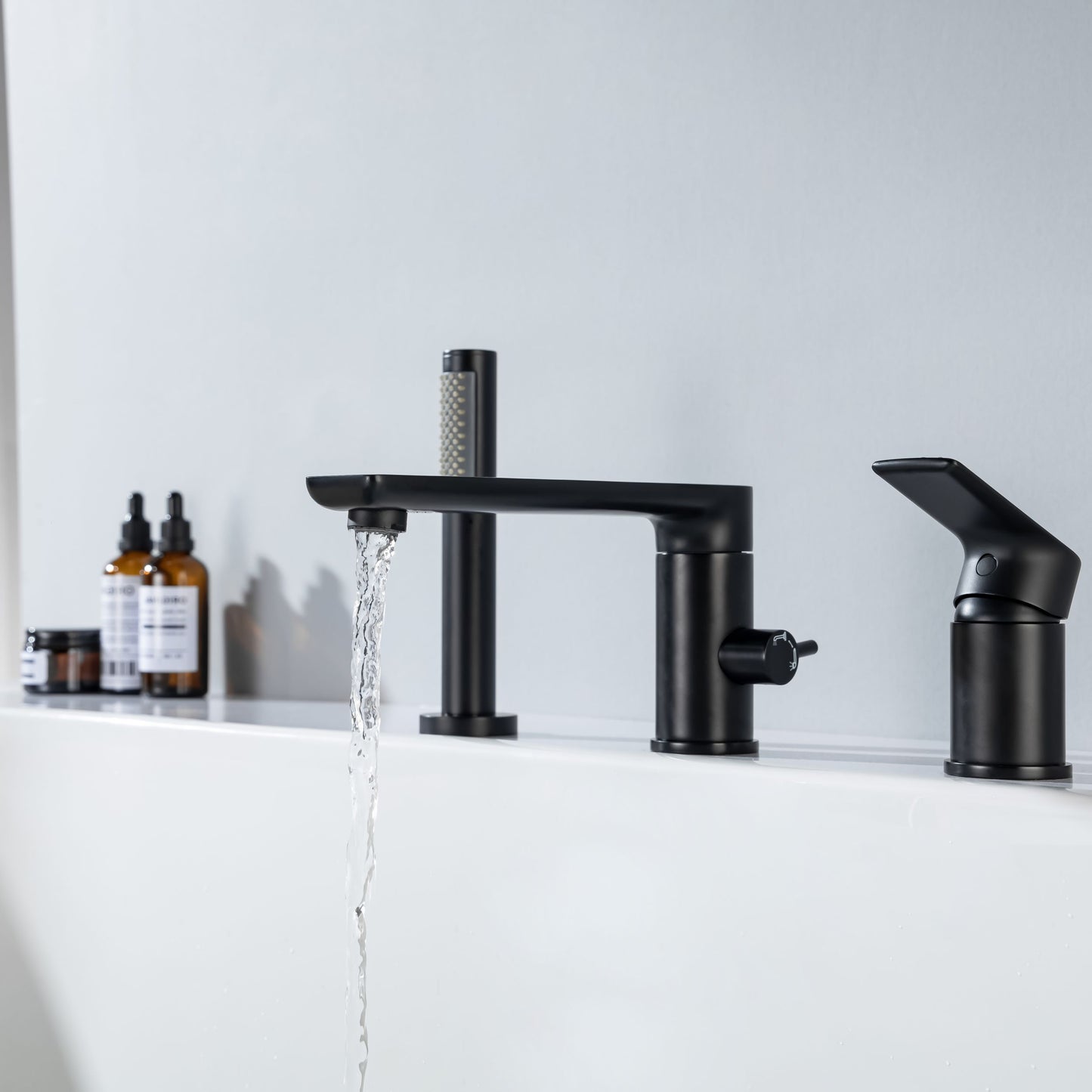 1st Choice Luxurious Matte Black Bathroom Faucet - Transform Your Bath Experience