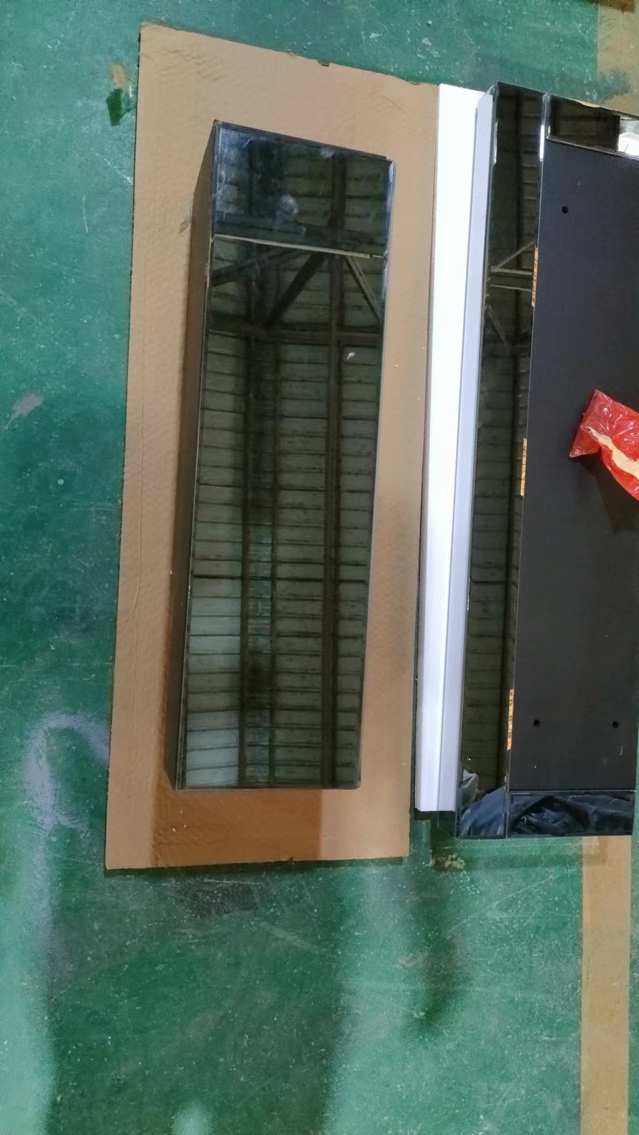 18182038