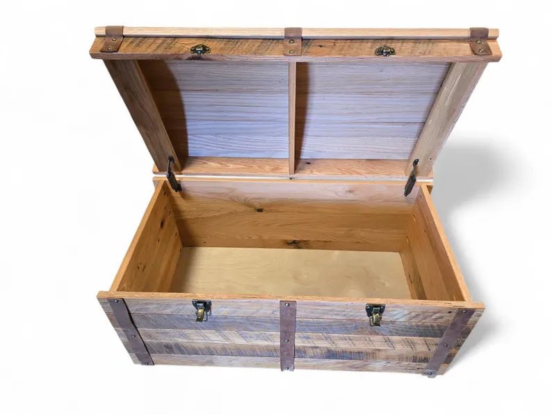 Amish Reclaimed Barn Wood Trunk – Rustic Storage Chest with Leather Straps - 1st Choice Furniture Direct