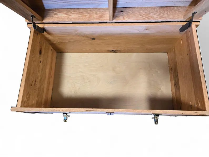Amish Reclaimed Barn Wood Trunk – Rustic Storage Chest with Leather Straps - 1st Choice Furniture Direct