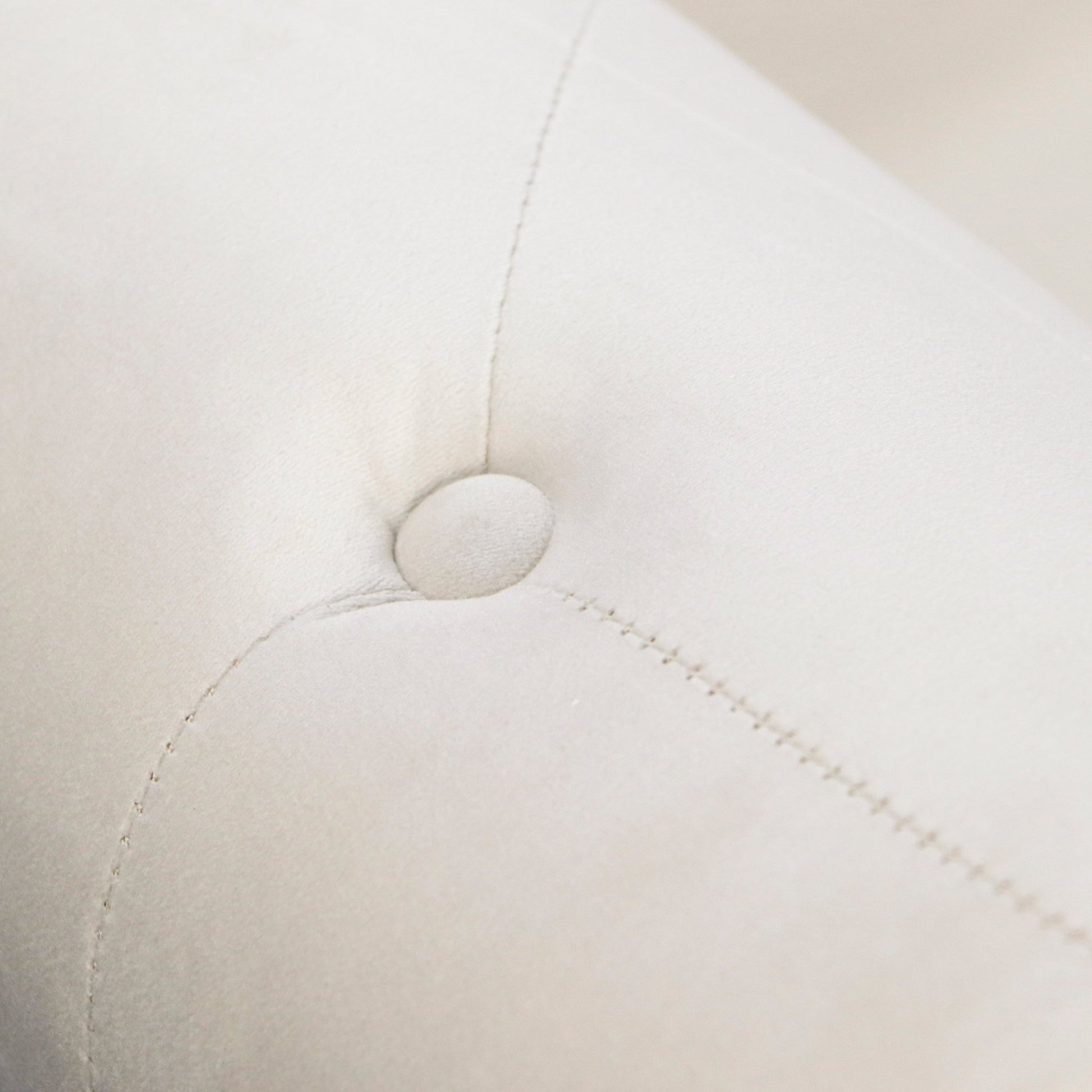 Beige Chaise Lounge Indoor, Velvet Lounge Chair for Bedroom with Storage & Pillow, Modern Upholstered Rolled Arm Chase Lounge for Sleeping with Nailhead Trim for Living Room Bedroom Office - 1st Choice Furniture Direct