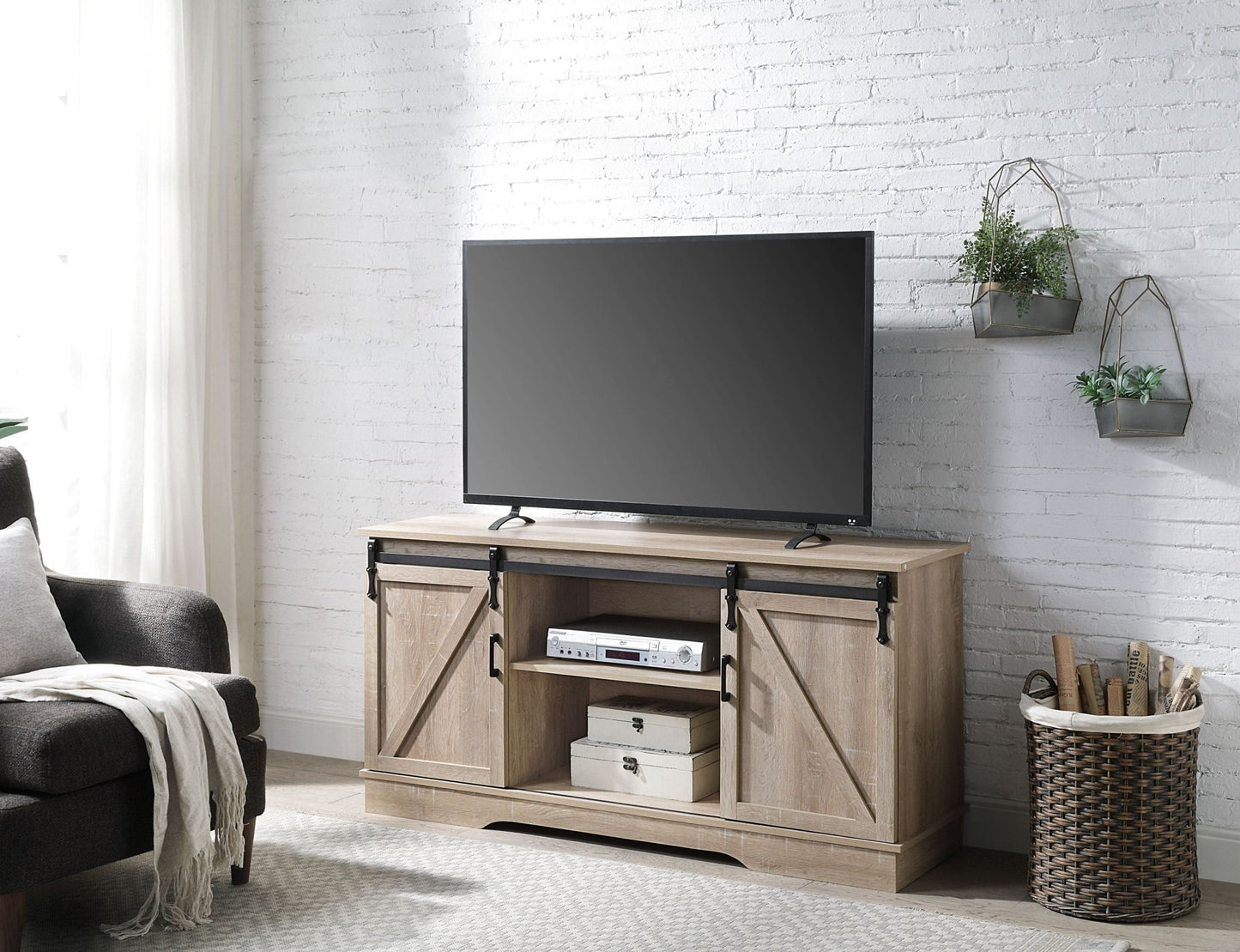 Bennet Oak Finish TV Stand - 1st Choice Furniture Direct