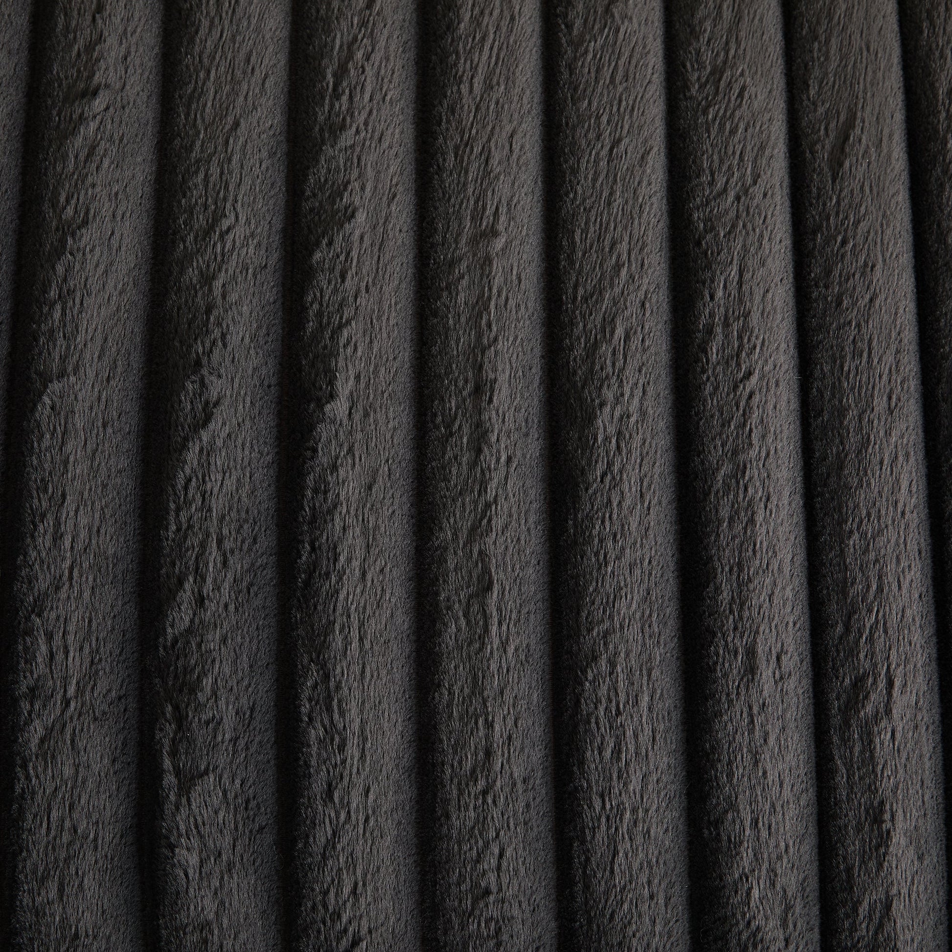 Charcoal Faux Fur Flip Top Storage Bench with Black Metal Legs, 49.2' Wide Bed End Stool Foot Rest - 1st Choice Furniture Direct