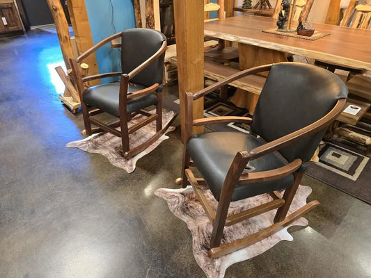 Reclaimed Barnwood Bar Stool – Rustic Walnut Handmade Farmhouse Stool