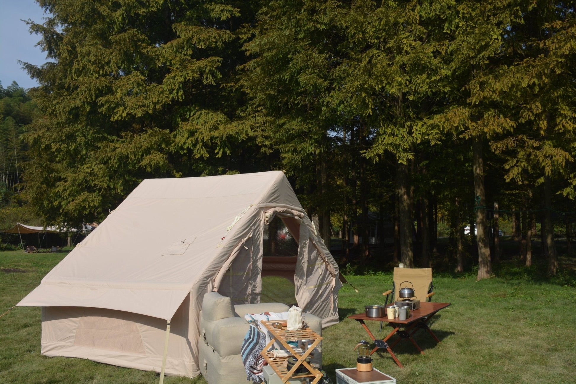 Inflatable Camping Tent Easy Setup 4 Season Glamping Tent with High Performance Inflatable Structure 4 - 6 Persons Waterproof Windproof Outdoor Self - Supporting Blow up Tent Air Tent Portable House Beige - 1st Choice Furniture Direct