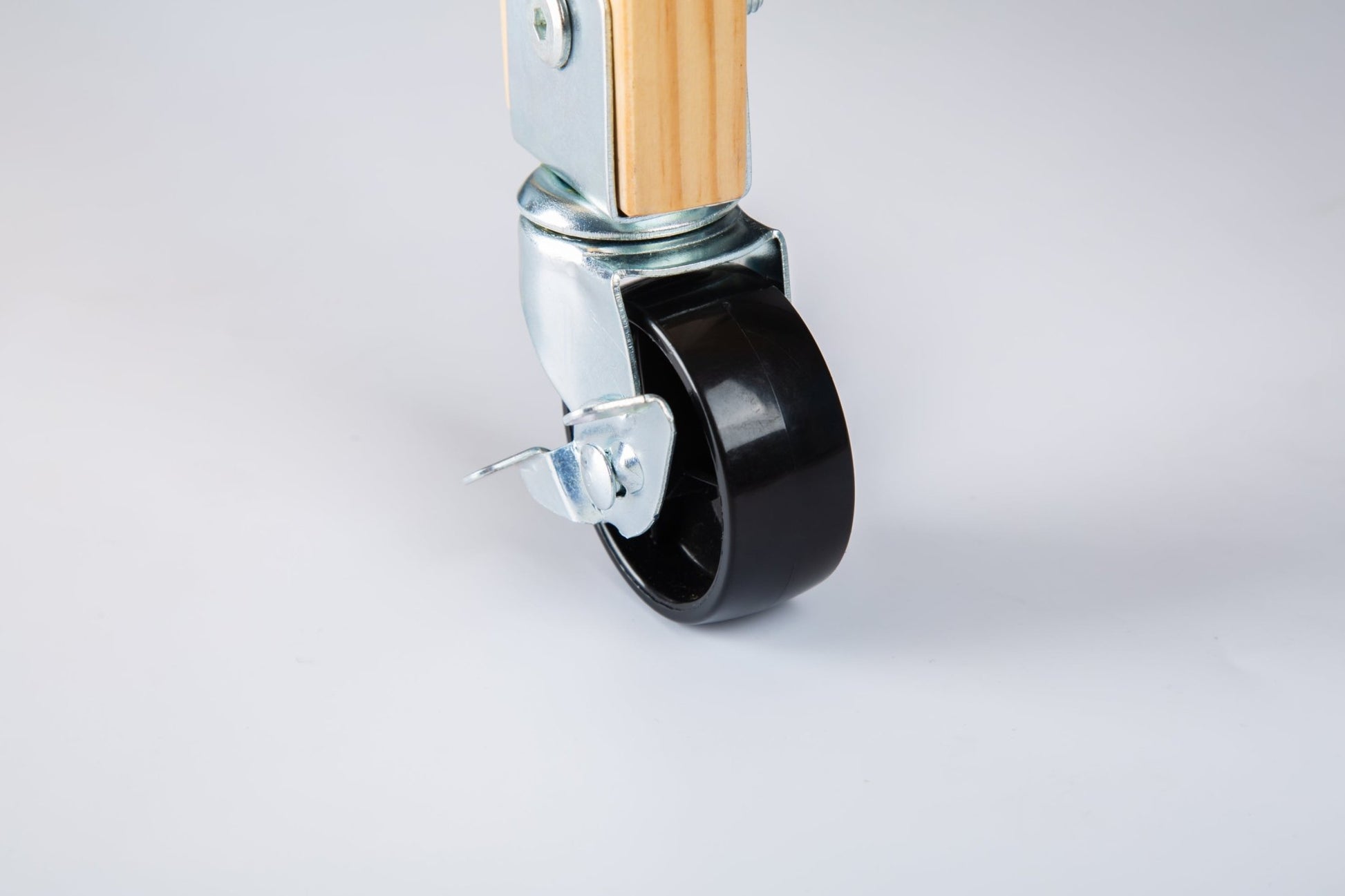 Kitchen Island & Kitchen Cart, Mobile Kitehcn Island with Extensible Rubber Wood Table Top,adjustable Shelf Inside Cabinet for Different Utensils, 3 Big Drawers, with Spice Rack, Towel Rack, Black - Bee - 1st Choice Furniture Direct