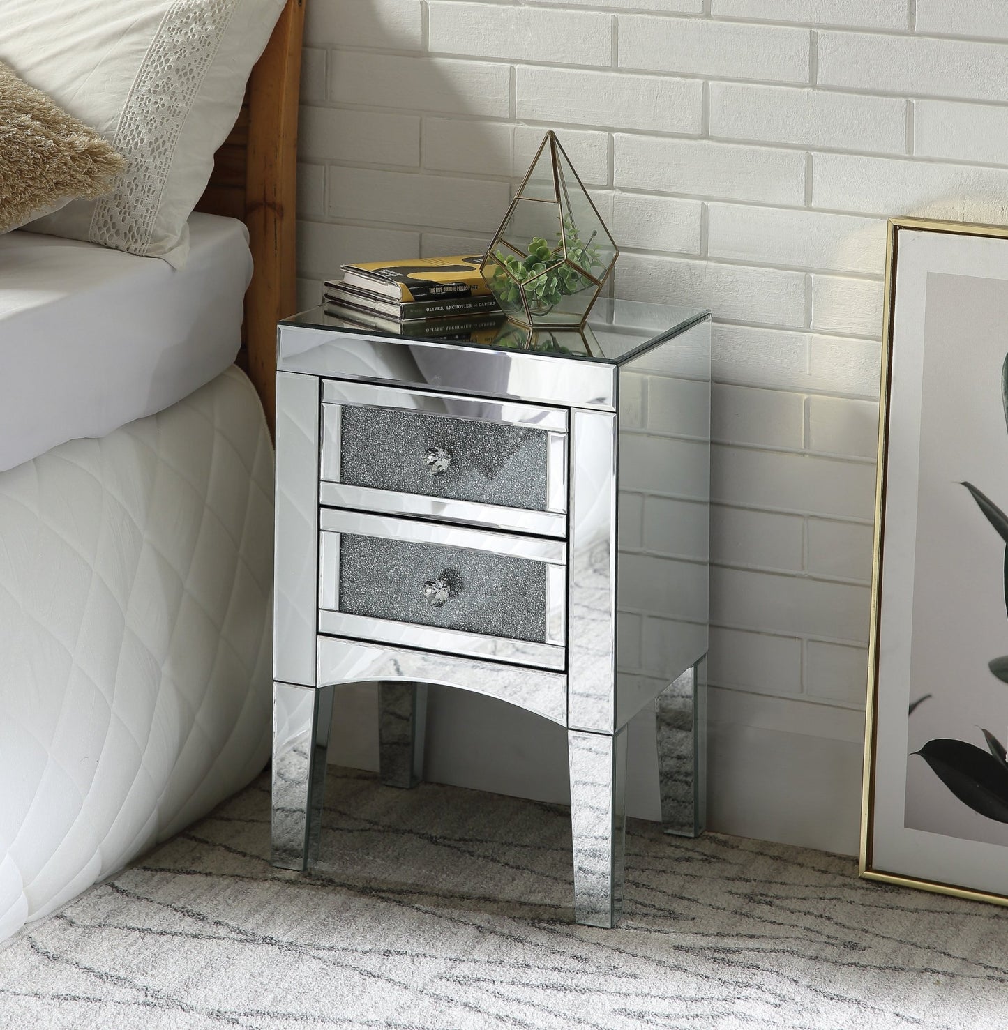Noralie Mirrored, Faux Diamonds Accent Table (Assembled) - 1st Choice Furniture Direct