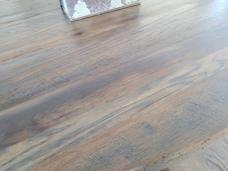 Reclaimed Barnwood Round Dining Table Set – Amish Solid Wood Table with 4 Chairs - 1st Choice Furniture Direct
