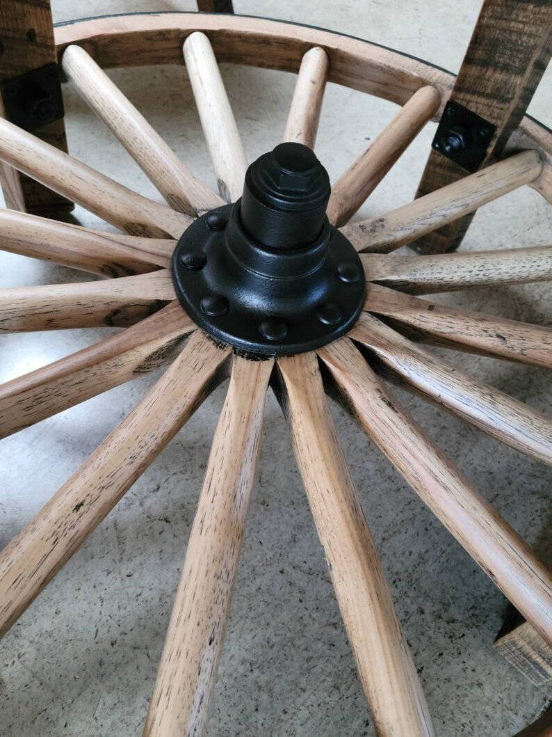 Reclaimed Wagon Wheel Dining Table Set – 48” Round Barnwood Table with 4 Stools - 1st Choice Furniture Direct
