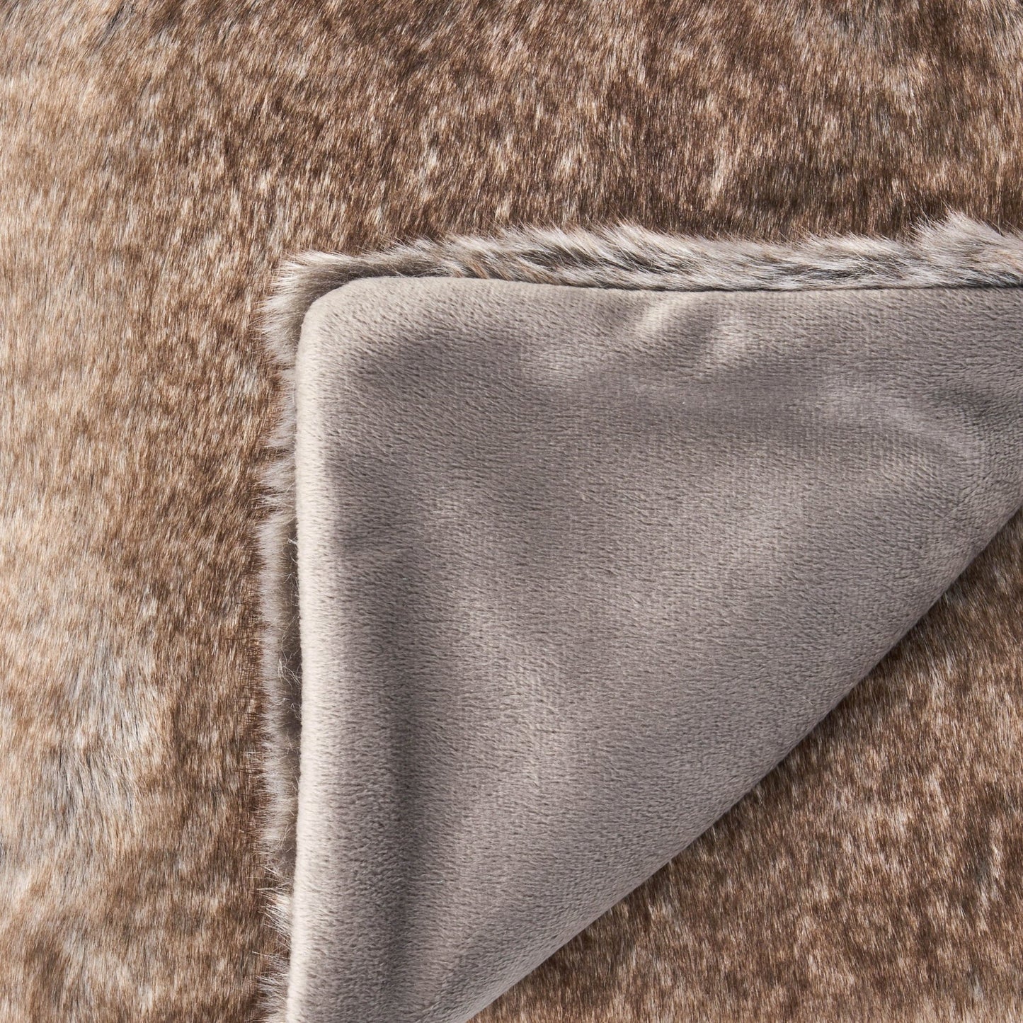 THROW - 50'' x 60'' - 1st Choice Furniture Direct