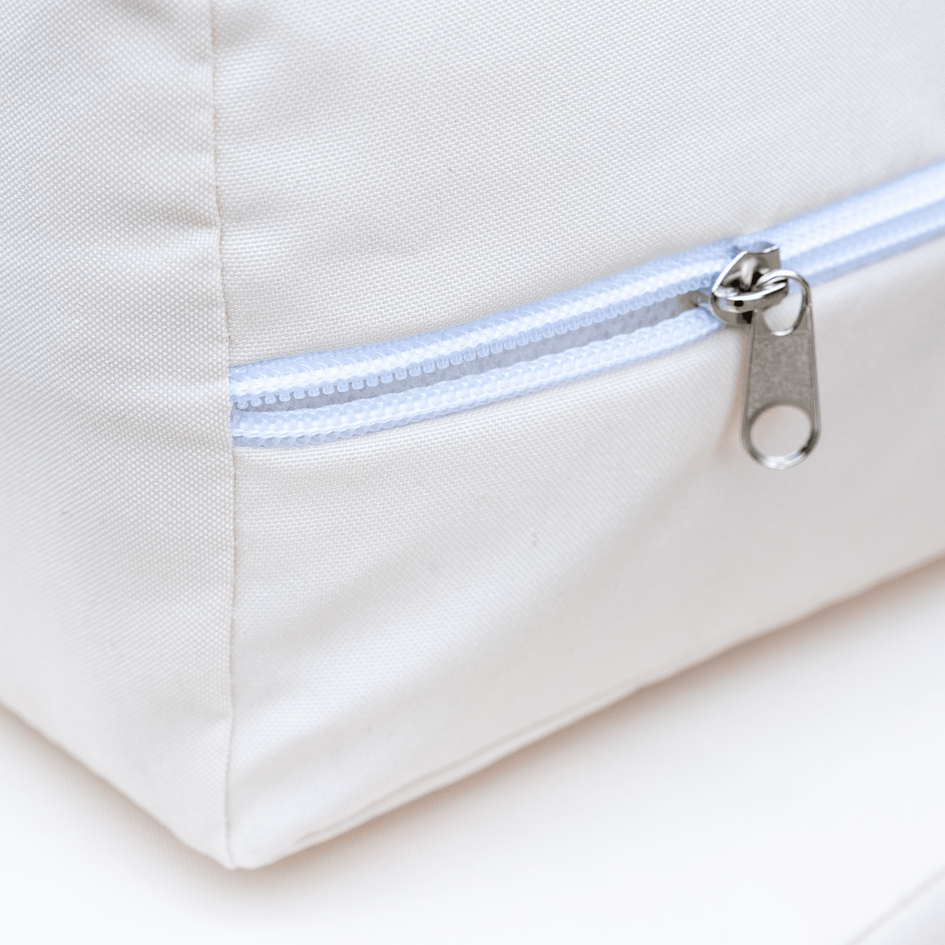 U_STYLE Acacia Wood Outdoor Lounge Set - Chair and Ottoman with Removable Cushions, All - Weather Outdoor Chaise Lounge/Daybed, Perfect for Patios, Balconies, and Gardens - 1st Choice Furniture Direct