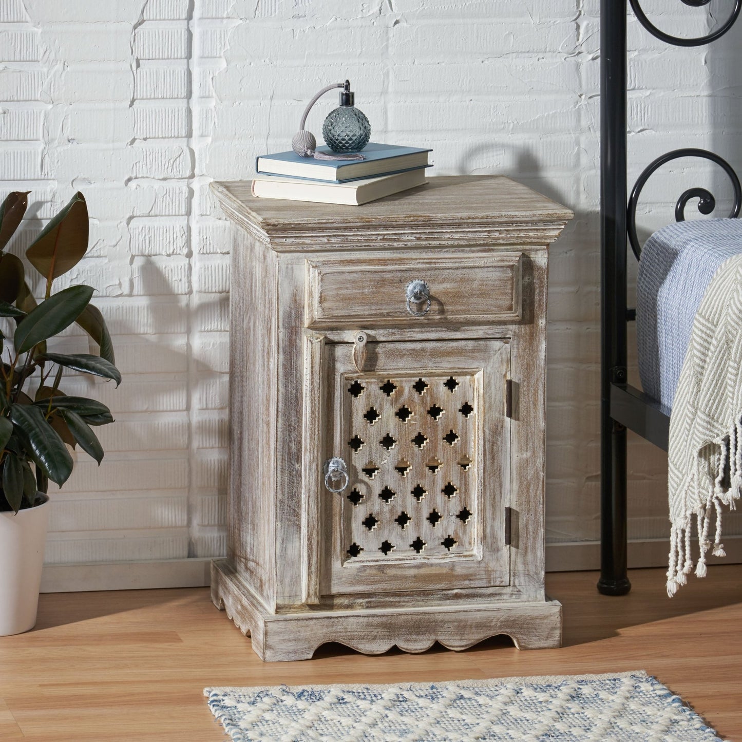 WOODEN NIGHTSTAND WITH 1 DRAWER 1 DOOR - 1st Choice Furniture Direct