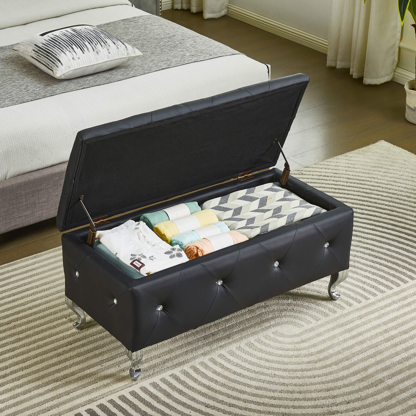 1st Choice Luxurious Black Storage Bench - Crystal Buttons & Spacious Design